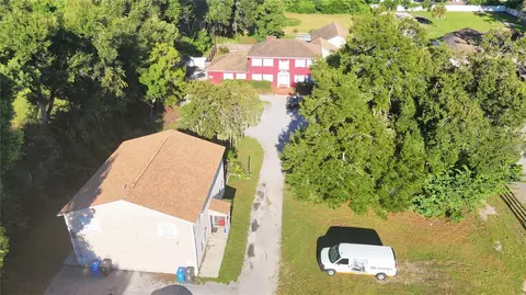 View/Area - 1208 S Taylor Rd, Seffner, FL 33584 photo 2 of 4