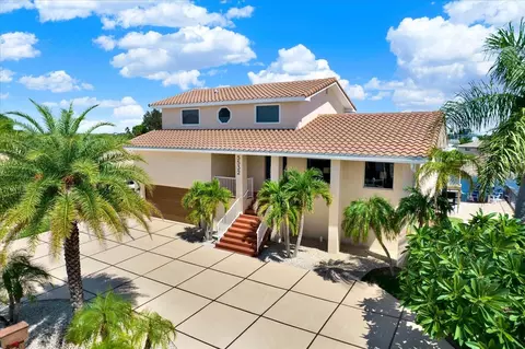 5532 Pilots Pl, New Port Richey, FL 34652