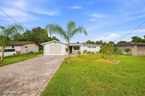 Exterior - 4108 Redwing Dr, Spring Hill, FL 34606 photo 7 of 9