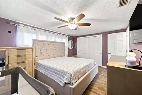 Bedroom - 4108 Redwing Dr, Spring Hill, FL 34606 photo 3 of 4