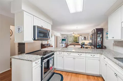Kitchen - 6413 River Lodge Ln, Weeki Wachee, FL 34607 photo 2 of 5