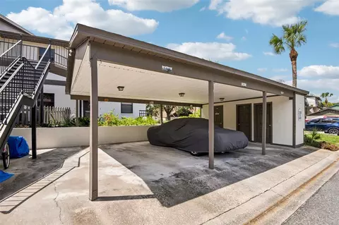 Exterior - 6413 River Lodge Ln, Weeki Wachee, FL 34607 photo 10 of 16