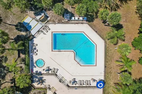 Exterior - 6413 River Lodge Ln, Weeki Wachee, FL 34607 photo 12 of 16