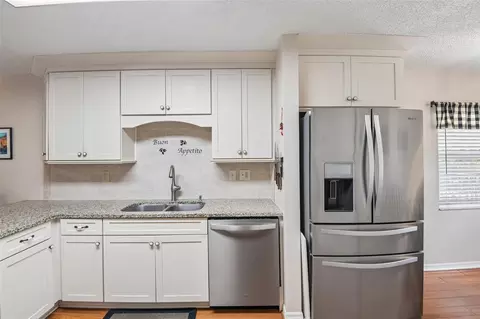 Kitchen - 6413 River Lodge Ln, Weeki Wachee, FL 34607 photo 3 of 5