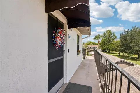 Exterior - 6413 River Lodge Ln, Weeki Wachee, FL 34607 photo 4 of 16