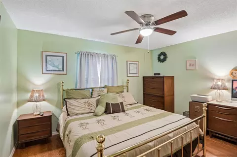 Bedroom - 6413 River Lodge Ln, Weeki Wachee, FL 34607 photo 1 of 5