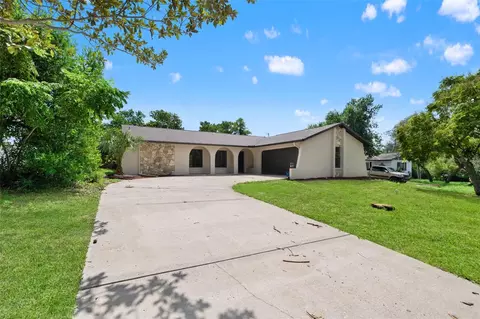 Exterior - 5138 Mentmore Ave, Spring Hill, FL 34606 photo 3 of 9