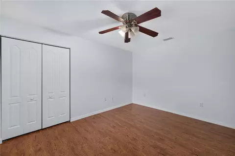 Bedroom - 6476 Larry Ave, Webster, FL 33597 photo 3 of 6
