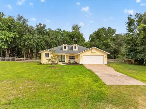 Exterior - 6476 Larry Ave, Webster, FL 33597 photo 2 of 14