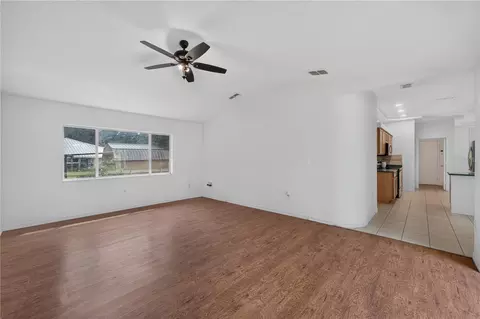 Living - 6476 Larry Ave, Webster, FL 33597 photo 8 of 11