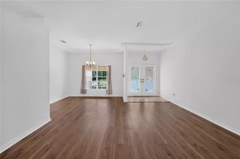 Living - 6476 Larry Ave, Webster, FL 33597 photo 4 of 11