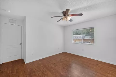 Bedroom - 6476 Larry Ave, Webster, FL 33597 photo 2 of 6