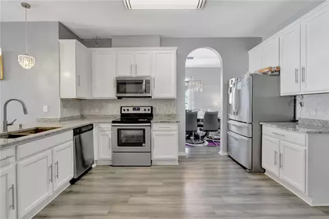 Kitchen - 12847 Solola Way, New Port Richey, FL 34655 photo 5 of 6