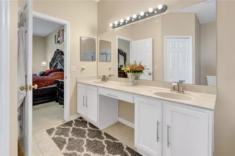 Bath - 12847 Solola Way, New Port Richey, FL 34655 photo 3 of 8