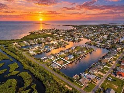 View/Area - 4108 Daisy Dr, Hernando Beach, FL 34607 photo 3 of 8