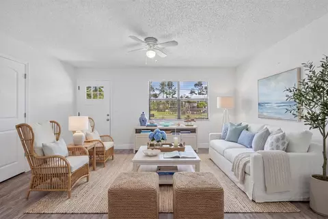 Living - 10430 Chalmer St, Spring Hill, FL 34608 photo 1 of 7