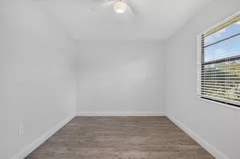 Bedroom - 10430 Chalmer St, Spring Hill, FL 34608 photo 5 of 7