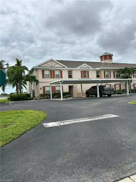 4256 Liron Ave #103, Fort Myers, FL 33916
