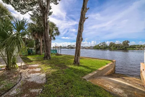 View/Area - 14519 Birch St, Hudson, FL 34667 photo 3 of 6
