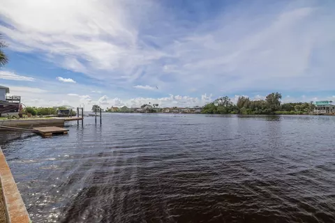 View/Area - 14519 Birch St, Hudson, FL 34667 photo 5 of 6