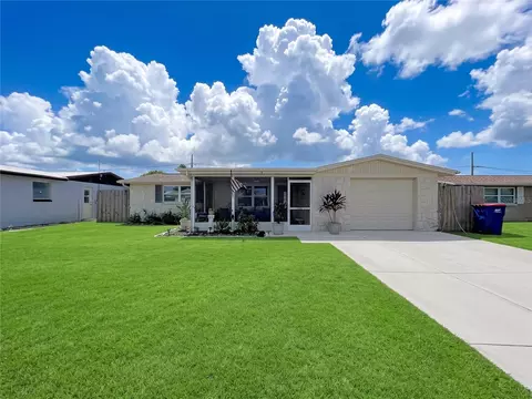 3748 Redwood Dr, Holiday, FL 34691