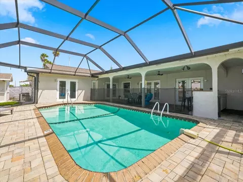 Exterior - 4087 Gulf Coast Dr, Hernando Beach, FL 34607 photo 10 of 17