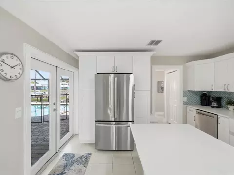 Kitchen - 4087 Gulf Coast Dr, Hernando Beach, FL 34607 photo 11 of 14