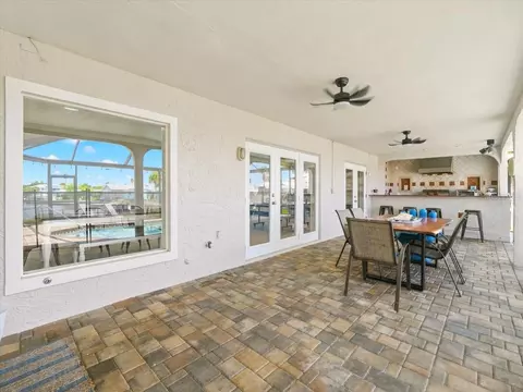 Exterior - 4087 Gulf Coast Dr, Hernando Beach, FL 34607 photo 7 of 17
