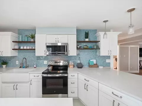 Kitchen - 4087 Gulf Coast Dr, Hernando Beach, FL 34607 photo 10 of 14