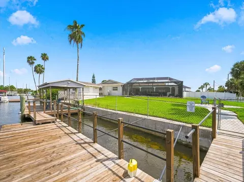 Exterior - 4087 Gulf Coast Dr, Hernando Beach, FL 34607 photo 17 of 17