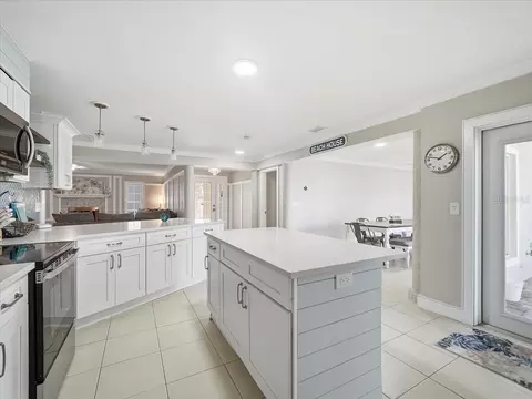 Kitchen - 4087 Gulf Coast Dr, Hernando Beach, FL 34607 photo 8 of 14