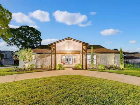 8136 Brighton Dr, Port Richey, FL 34668
