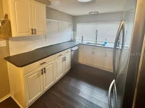 Kitchen - 12505 Stagecoach Ln, Hudson, FL 34667 photo 2 of 2