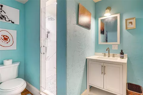 Bath - 743 E Fort King St, Ocala, FL 34471 photo 4 of 6