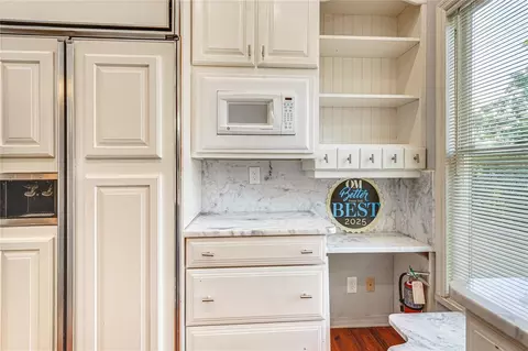 Kitchen - 743 E Fort King St, Ocala, FL 34471 photo 3 of 6