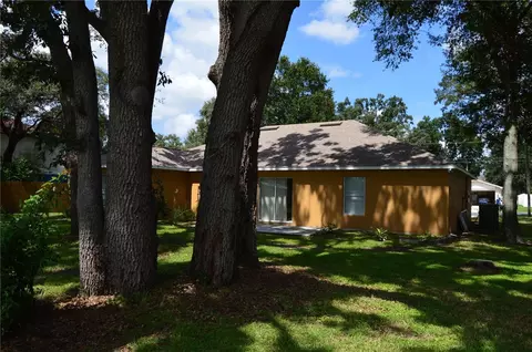 Exterior - 9010 Mccormick St, Spring Hill, FL 34608 photo 6 of 8