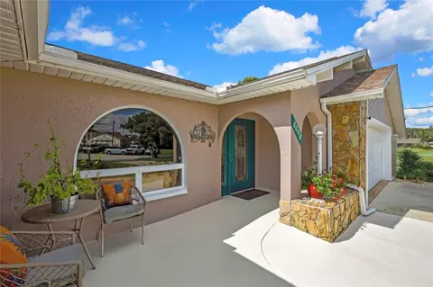 Exterior - 8098 Shorecrest Ct, Spring Hill, FL 34606 photo 4 of 19