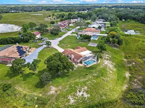 View/Area - 8098 Shorecrest Ct, Spring Hill, FL 34606 photo 7 of 12