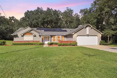 880 Emerson Rd, Brooksville, FL 34601