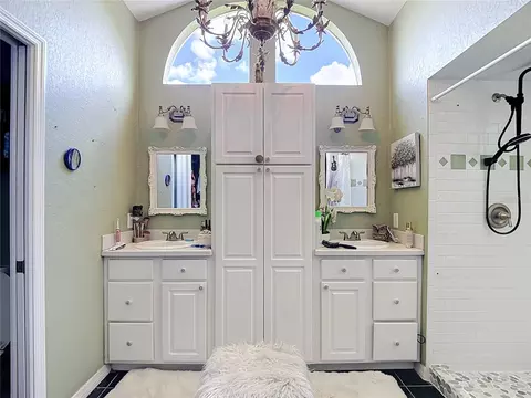 Bath - 4119 Castle Ave, Spring Hill, FL 34609 photo 2 of 7