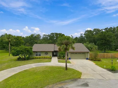 8985 Fairchild Ct, New Port Richey, FL 34654