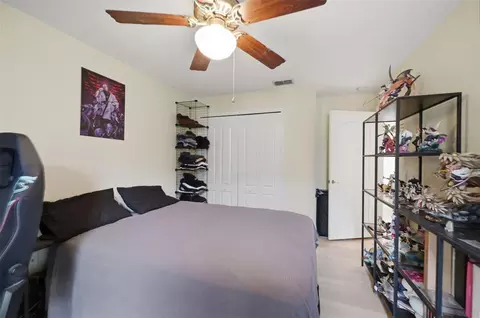 Bedroom - 1201 Dustan Pl, Trinity, FL 34655 photo 3 of 5