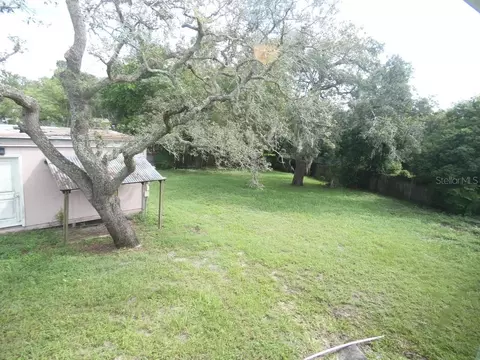 Exterior - 7211 Tarrytown Dr, Spring Hill, FL 34606 photo 9 of 10
