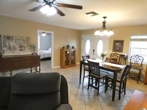 Dining - 7211 Tarrytown Dr, Spring Hill, FL 34606 photo 2 of 2