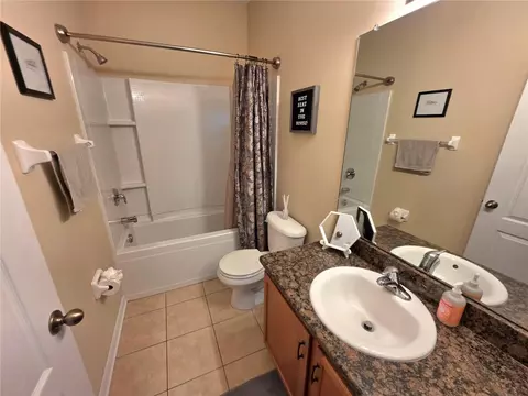 Bath - 15801 Stable Run Dr, Spring Hill, FL 34610 photo 2 of 4