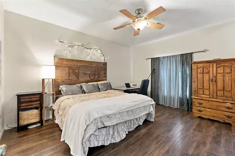 Bedroom - 11285 Timbercrest Rd, Spring Hill, FL 34608 photo 1 of 9