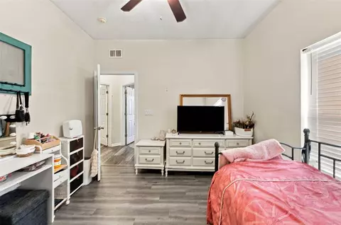Bedroom - 11285 Timbercrest Rd, Spring Hill, FL 34608 photo 7 of 9