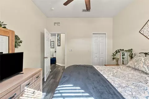 Bedroom - 11285 Timbercrest Rd, Spring Hill, FL 34608 photo 5 of 9
