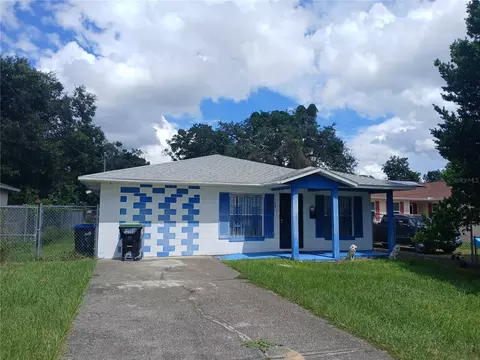 15 W 16th St, Apopka, FL 32703