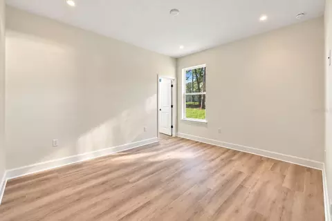 Bedroom - 12014 Sapphire Dr, Spring Hill, FL 34609 photo 5 of 7